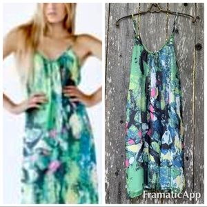 * New Aaron Ashe maxi dress floral bxdd